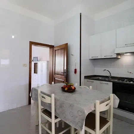 Casa vacanze By Lovesud Torre Pali